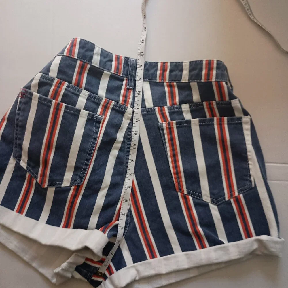 BDG Urban Outfitters Striped Mom Buttonup Denim Shorts Red White Blue Womens W32 - Picture 11 of 16